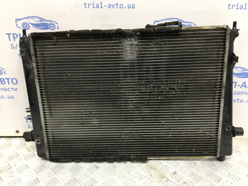 Радиатор основной Tucson 2004-2009 JM 2.0 diesel D4EA Радиатор основной Tucson 2004-2009 JM 2.0 diesel D4EA