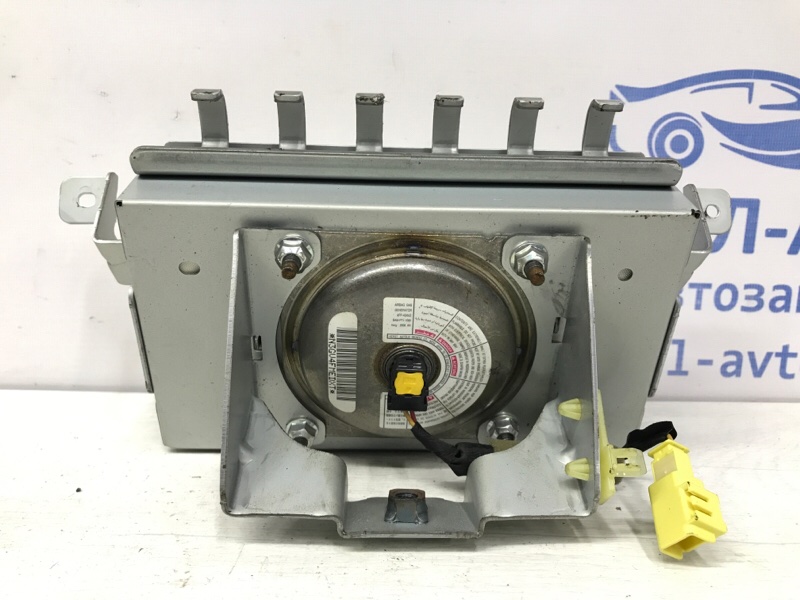 Подушка безопасности в торпеду X-Trail 2007-2014 T31 2.0 Diesel M9R Подушка безопасности в торпеду X-Trail 2007-2014 T31 2.0 Diesel M9R