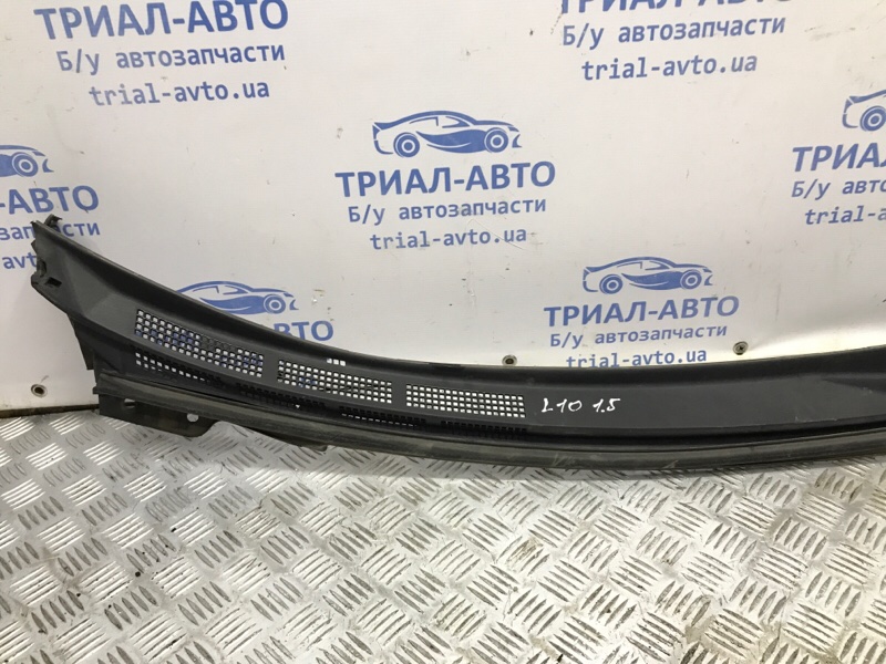 Дефлектор дворников Lancer 2007-2017 10 1.5 бензин 4a91