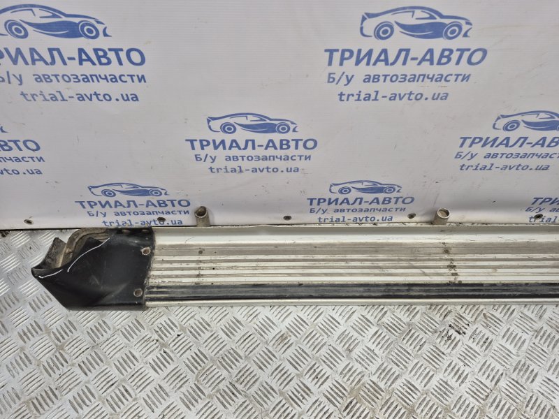 Подножка правая Pajero Sport 1996-2008 K9 2.5 Diesel 4D56