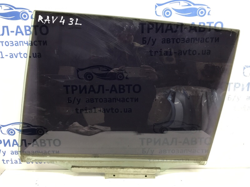 Стекло двери заднее левое Toyota RAV 4 2005-2012 A30 2.0 бензин 1AZFE 6810442130 Б/У