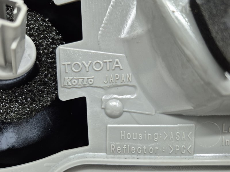 Фонарь задний внутренний левый RX 350 2003-2009 XU30 3.5 Бензин 2GRFE Фонарь задний внутренний левый RX 350 2003-2009 XU30 3.5 Бензин 2GRFE