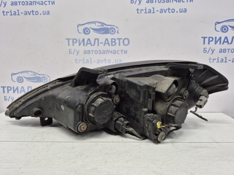 Фара правая галоген Kyron 2005-2016 DJ 2.0 diesel D20Dt