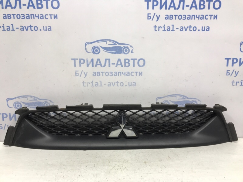 Решетка радиатора Mitsubishi ASX 2010- GA 1.8 Diesel 4N13 6402A216 Б/У