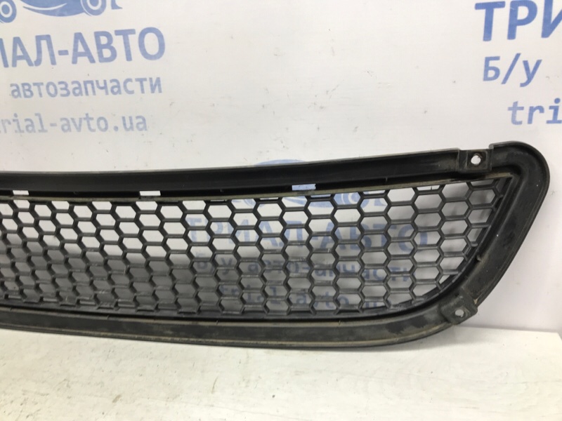 Решетка бампера центральная SsangYong Kyron DJ 2.0 diesel D20Dt Решетка бампера центральная SsangYong Kyron DJ 2.0 diesel D20Dt