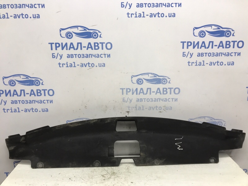 Накладка передней панели Mitsubishi Outlander 2007-2012 XL 2.2 diesel 4N14 7450A588 Б/У