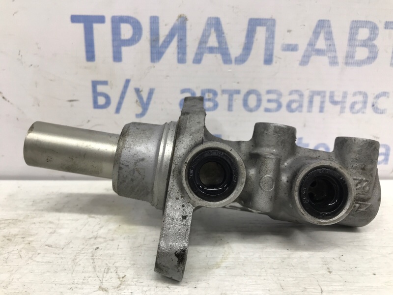 Тормозной цилиндр главный ASX 2010- GA 1.8 Diesel 4N13
