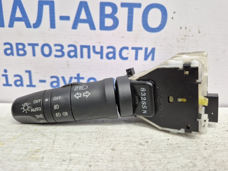 Запчасть переключатель подрулевой левый(поворотники) Nissan X-Trail 2007-2014 T31 2.0 Diesel M9R 25540EM00E Б/У Переключатель подрулевой левый(поворотники) Nissan X-Trail 2007-2014 T31 2.0 Diesel M9R 25540EM00E Б/У