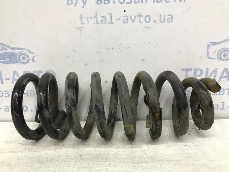 Пружина передняя KIA Sorento 2002-2009 BL 2.5 diesel D4CB МКПП 546013E140 Б/У
