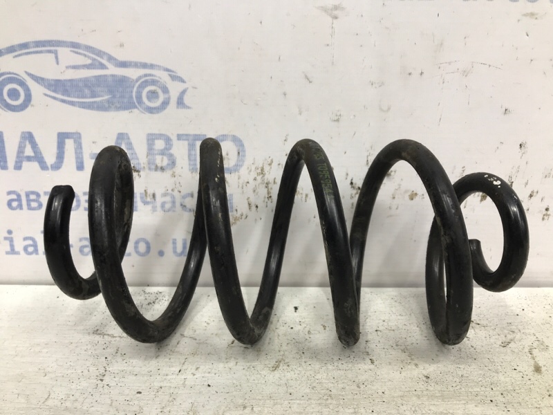 Пружина задняя Nissan Juke 2010-2019 F15 1.6 turbo MR16DDT 550201KA0C Б/У