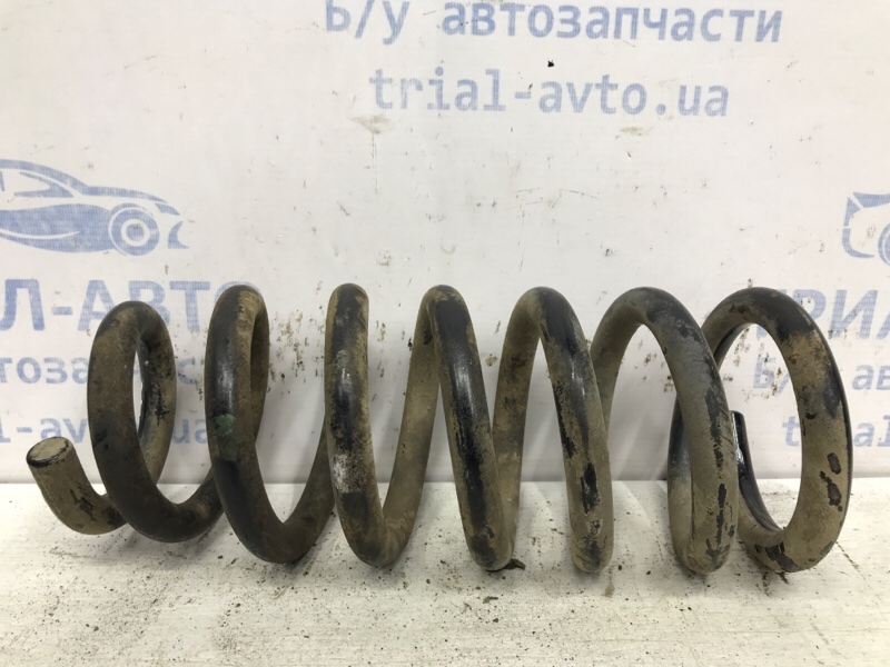 Пружина передняя Mitsubishi Pajero Wagon 1999-2006 3 3.2 Дизель 4M41 MR554260 Б/У