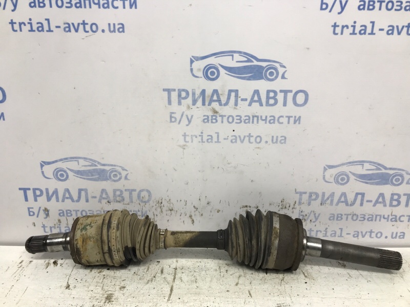 Привод передний левый МКПП Mitsubishi Pajero Sport 1996-2008 K9 2.5 Diesel 4D56 МКПП MR276869 Б/У