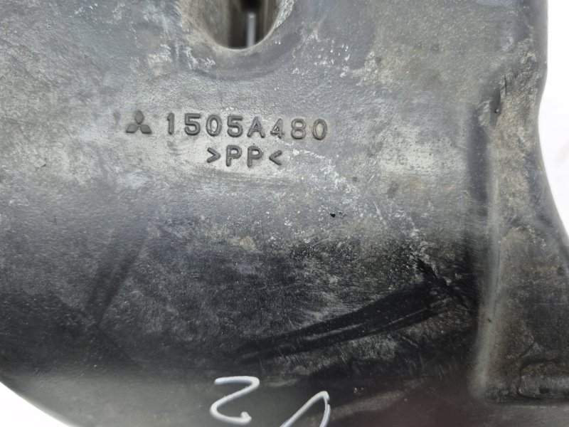Воздухозаборник ASX 2010- GA 1.8 Diesel 4N13