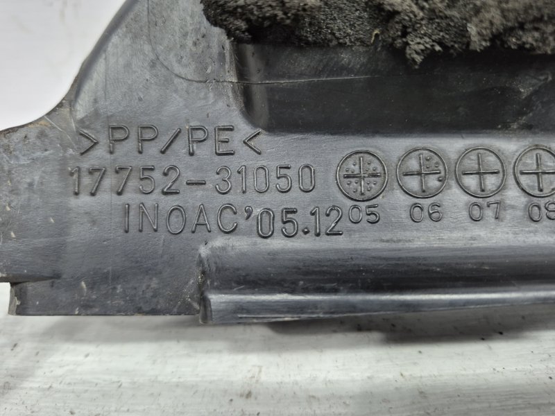 Воздухозаборник RX 350 2003-2009 XU30 3.5 Бензин 2GRFE