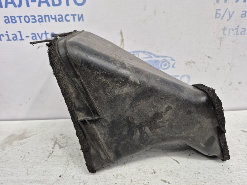 Воздуховод Hyundai Tucson 2004-2009 JM 2.0 diesel D4EA 2827227250 Б/У