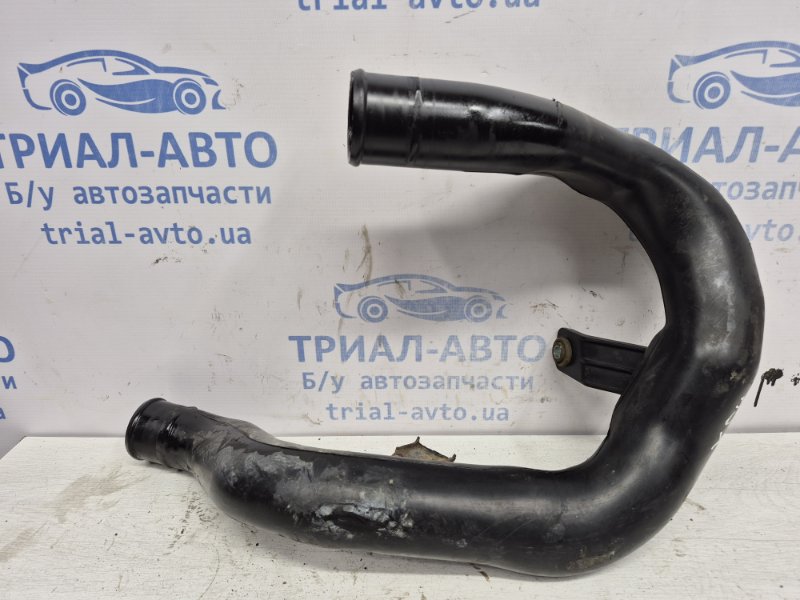 Патрубок интеркулера Mitsubishi ASX 2010- GA 1.8 Diesel 4N13 1505A520 Б/У