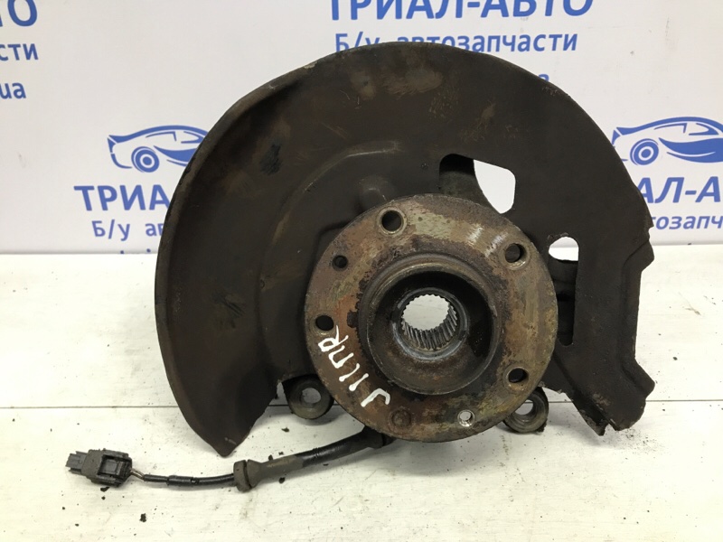Кулак поворотный левый со ступицей Qashqai 2013-2022 J11 1.5 Diesel K9K