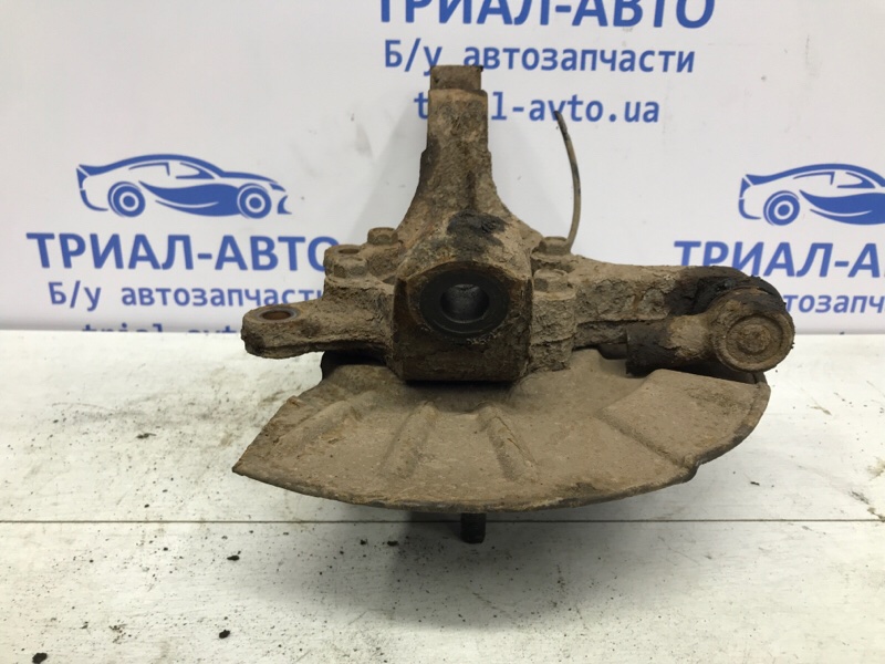 Кулак поворотный левый со ступицей Suzuki Grand Vitara JT 2.4 бензин J24B