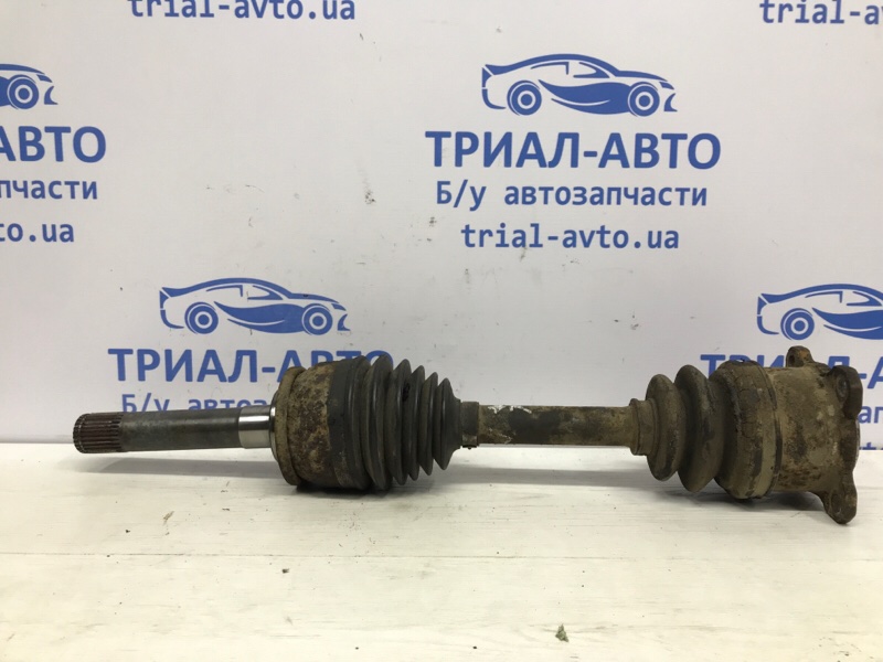 Привод передний правый МКПП Mitsubishi Pajero Sport 1996-2008 K9 2.5 Diesel 4D56 МКПП MR276870 Б/У