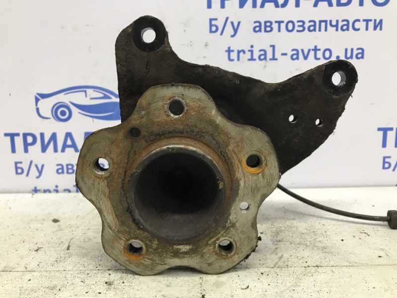 Цапфа задняя правая со ступицей Nissan Qashqai J11 1.5 Diesel K9K