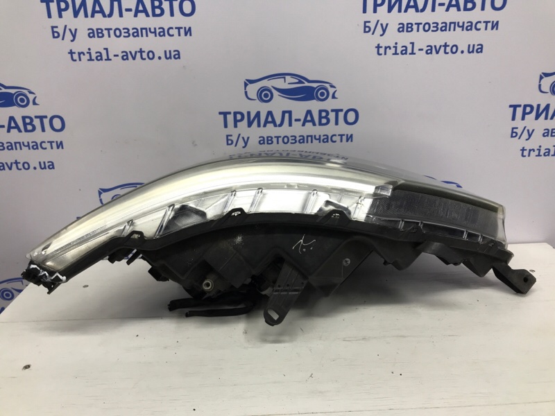 Фара левая галоген Qashqai 2013-2022 J11 1.5 Diesel K9K