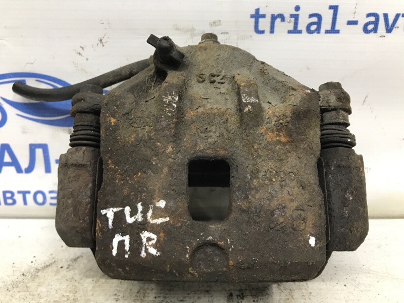 Суппорт передний правый Hyundai Tucson 2004-2009 JM 2.0 diesel D4EA МКПП 581302E000 Б/У