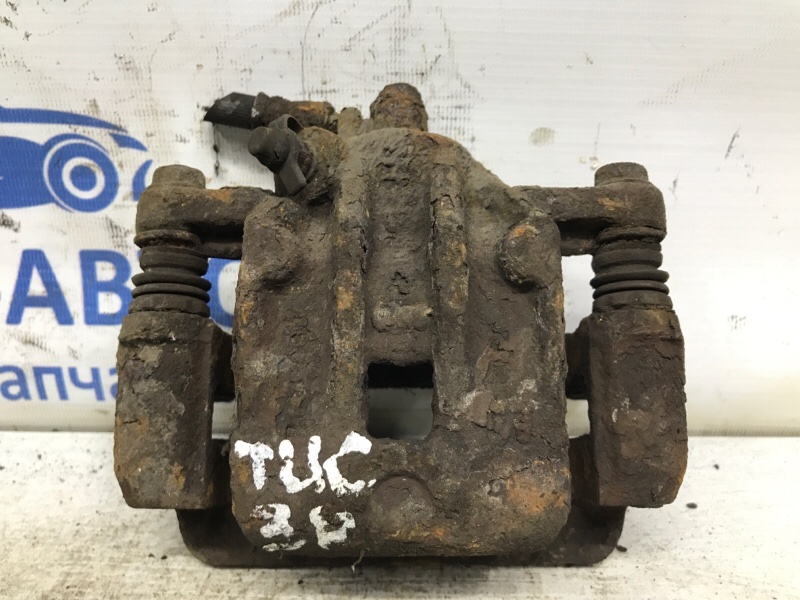 Суппорт задний правый Hyundai Tucson 2004-2009 JM 2.0 diesel D4EA 583112EA00 Б/У