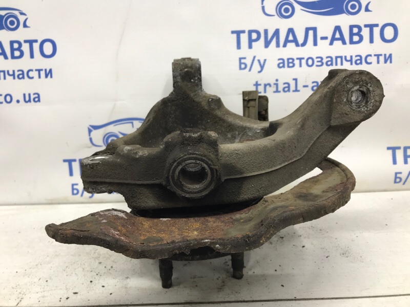 Кулак поворотный правый со ступицей Chevrolet Captiva C140 2.2 diesel Z22D1