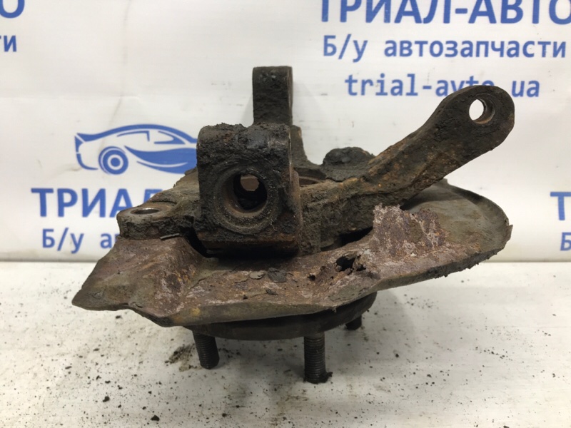 Кулак поворотный правый со ступицей Mitsubishi ASX GA 1.8 Diesel 4N13