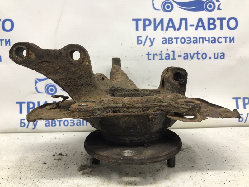 Кулак поворотный правый со ступицей Lancer 2003-2009 9 1.6 бензин 4G18