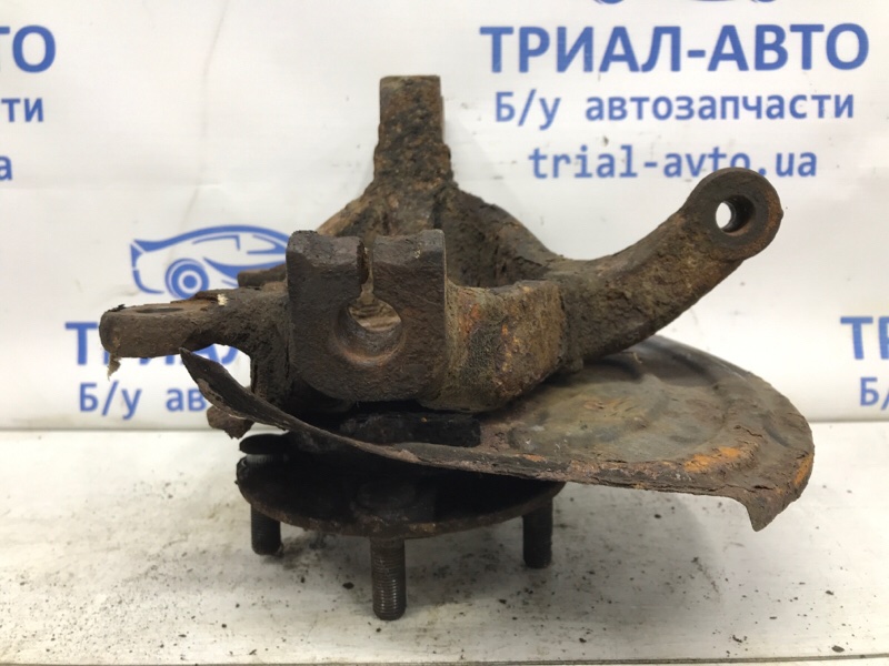 Кулак поворотный правый со ступицей Nissan Juke F15 1.6 turbo MR16DDT