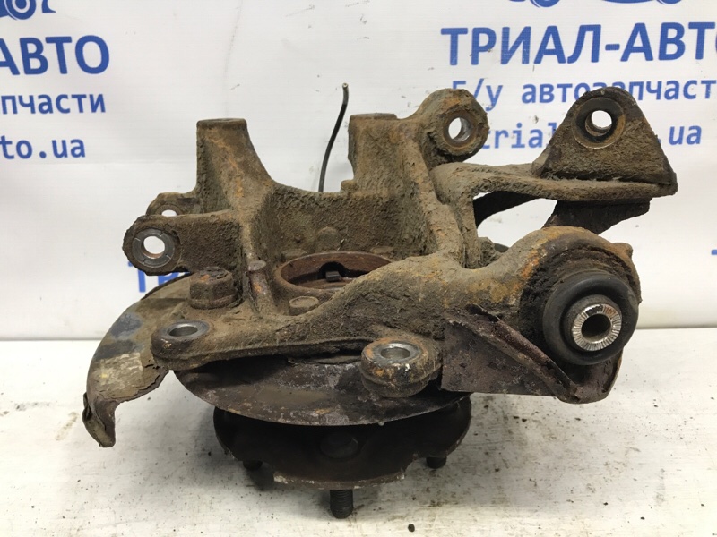 Цапфа задняя левая со ступицей RAV 4 2005-2012 A30 2.0 бензин 1AZFE Цапфа задняя левая со ступицей RAV 4 2005-2012 A30 2.0 бензин 1AZFE