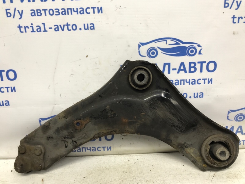 Рычаг правый Megane 2009-2016 3 1.5 Diesel K9K