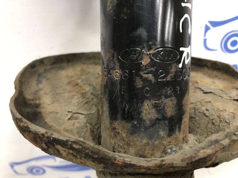 Амортизатор передний правый Tucson 2004-2009 JM 2.0 diesel D4EA Амортизатор передний правый Tucson 2004-2009 JM 2.0 diesel D4EA