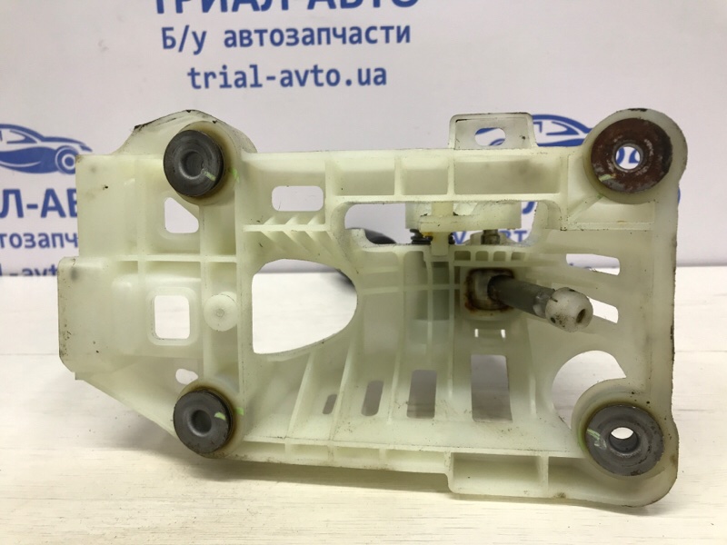 Кулиса переключения МКПП RAV 4 2005-2012 A30 2.0 бензин 1AZFE