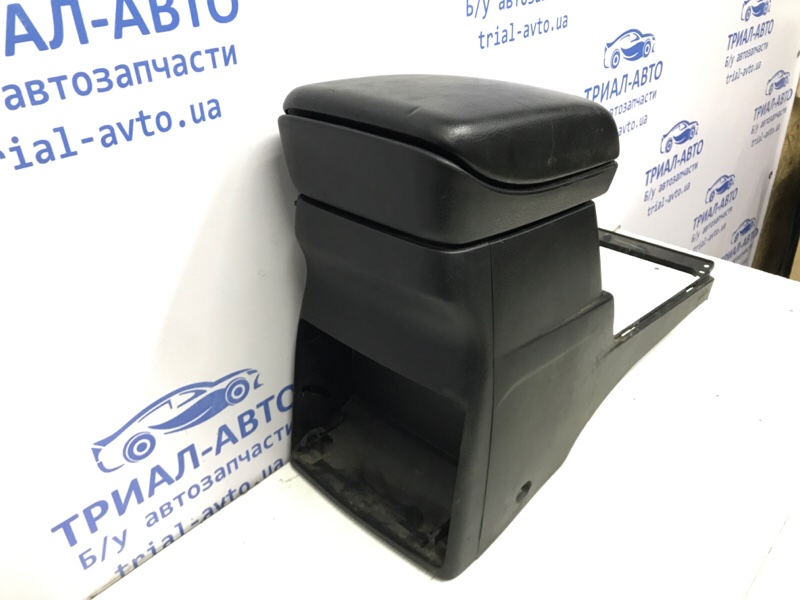 Подлокотник Suzuki Grand Vitara JT 2.4 бензин J24B