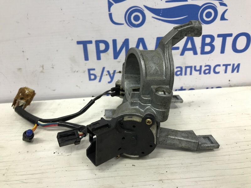 Замок зажигания Pajero Wagon 1999-2006 3 3.2 Дизель 4M41