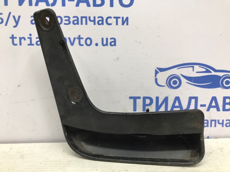Брызговик задний правый Lancer 2007-2017 10 1.5 бензин 4a91