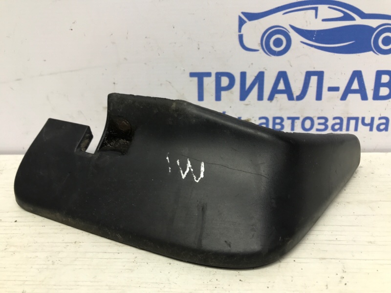 Брызговик передний правый Mitsubishi Lancer 2007-2017 10 1.5 бензин 4a91 5370A238 Б/У