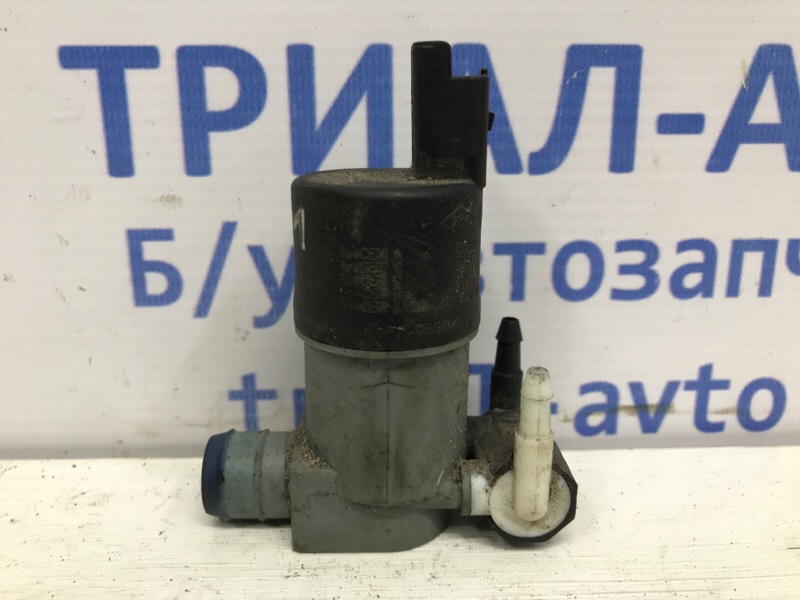 Насос омывателя стекла Nissan Qashqai 2013-2022 J11 1.5 Diesel K9K 28920BU010 Б/У