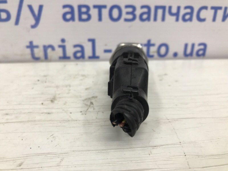 Датчик давления топлива в рейке Tucson 2004-2009 JM 2.0 diesel D4EA Датчик давления топлива в рейке Tucson 2004-2009 JM 2.0 diesel D4EA