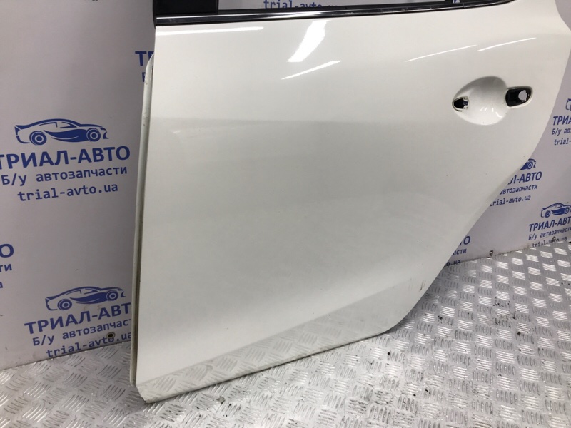 Дверь задняя левая Mazda 3 BM 2.2 diesel Дверь задняя левая Mazda 3 BM 2.2 diesel