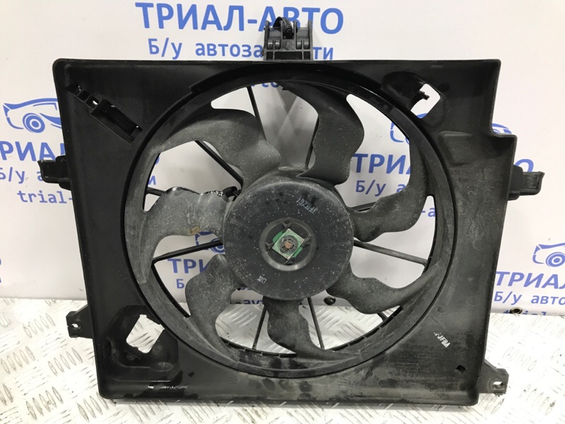 Диффузор с вентилятором радиатора Hyundai I30 2011-2017 GD 1.6 diesel D4FB 25380A5800 Б/У