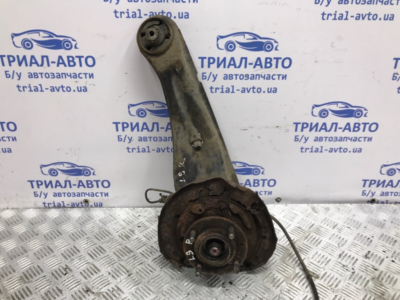 Рычаг задней подвески продольный правый Mitsubishi Lancer 2003-2009 9 1.6 бензин 4G18 MR519134 Б/У