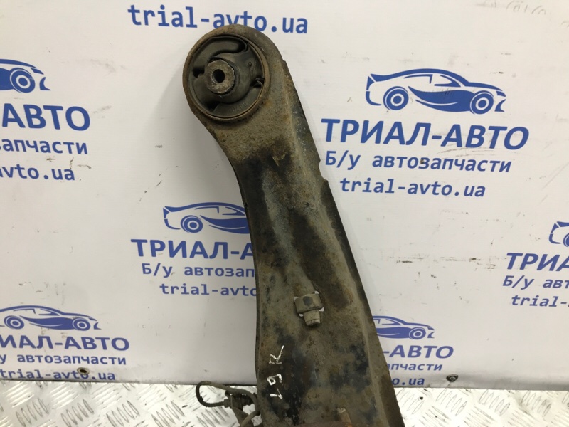 Рычаг задней подвески продольный правый Lancer 2003-2009 9 1.6 бензин 4G18