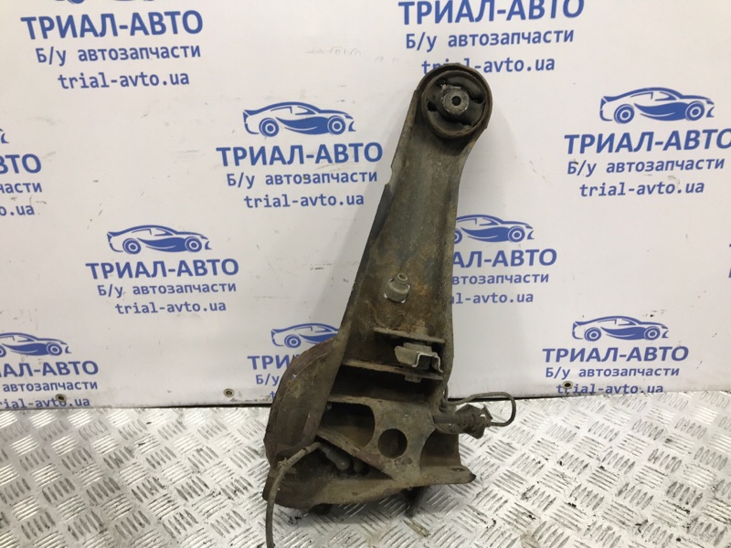 Рычаг задней подвески продольный правый Lancer 2003-2009 9 1.6 бензин 4G18