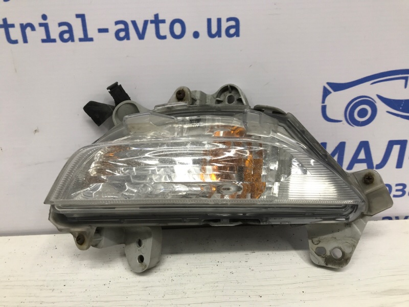 Фара противотуманная левая Mazda 3 2013-2019 BM 2.2 diesel B45A51360 Б/У
