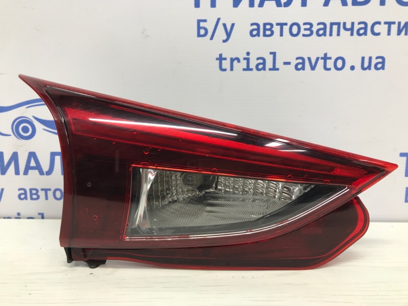 Фонарь задний внутренний левый Mazda 3 2013-2019 BM 2.2 diesel BJF2-51-3G0C Б/У