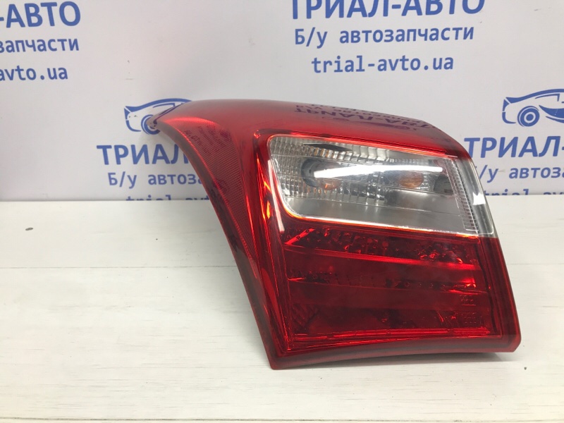 Фонарь задний внешний левый Hyundai I30 2011-2017 GD 1.6 diesel D4FB 92401A50 Б/У