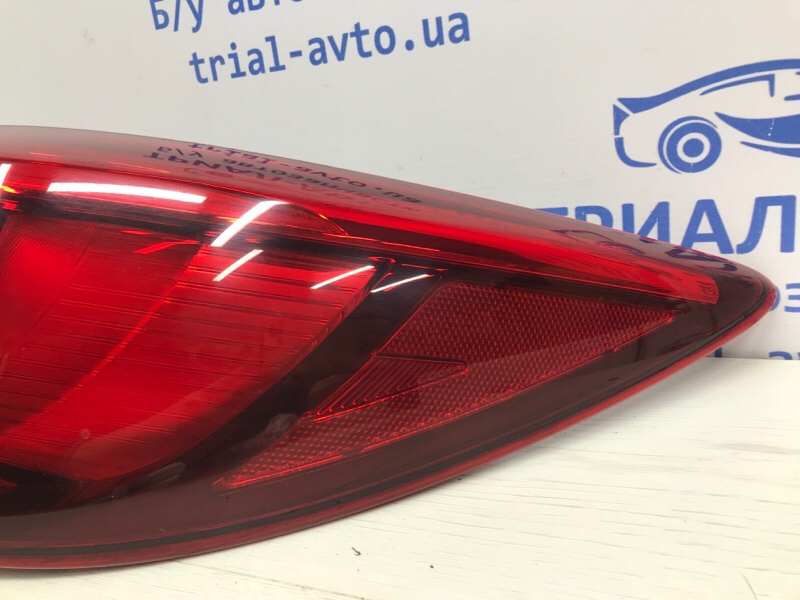 Фонарь задний внешний правый Mazda CX 5 KE 2.2 diesel Фонарь задний внешний правый Mazda CX 5 KE 2.2 diesel